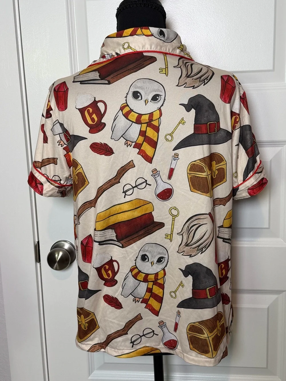 Harry Potter Inspired Pajama Set – Hedwig Owl Button-Up Top & Shorts | Size Med